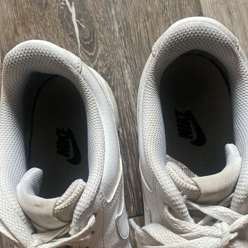 Nikes - Picture 4 of 5
